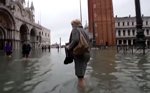 威尼斯1週水位3度漲破140公分 1872年以來最糟