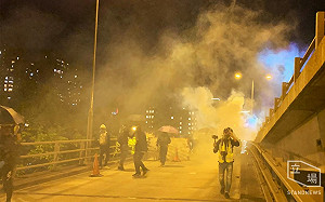 理大遭警包圍淪孤島 港人號召前往救勇武