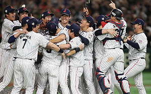 12強日本逆轉3分砲 相隔10年一級賽再奪冠