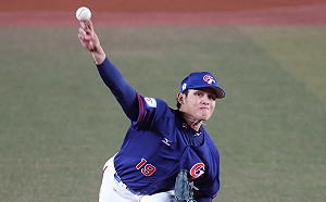 12強全明星隊獎項 張奕先發投手王威晨三壘手