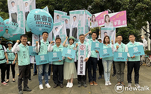 提高聲量、衝政黨票 柯文哲：每天都在研發原子彈