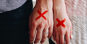 女大生慶生驚見爸外遇！小三怒嗆「1句」　結局曝光看傻