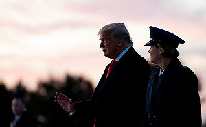 川普：要不是我出面 香港早被解放軍14分鐘內摧毀