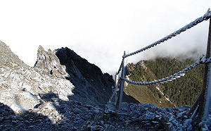 追雪族注意！這些高山今天下午降雪機率高