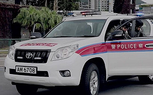 不堪「起底」 港警內部公告「資助」換車牌
