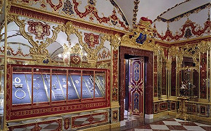 世紀竊案！1把斧頭5分鐘閃盜343億元珠寶  警祭千萬懸賞