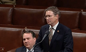 新疆法案唯一反對票就是他 美議員推文解釋理由是.....