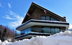 波蘭滑雪勝地氣爆 威力強大炸毀3樓建物