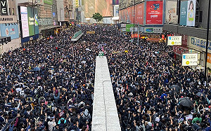 民陣稱80萬人上街  中環示威者散去警按兵不動