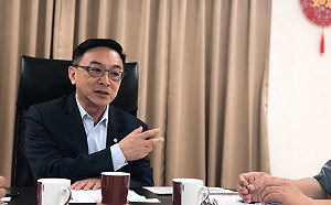 陳宜民千字文解釋動粗女警吸萬人  找不到「對不起」