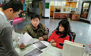 隨父跑遠洋漁船爭吵躲西班牙38年  今思返鄉探親