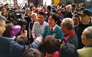 賴清德4度站台張銘祐 批國民黨拿公務員當選舉操弄工具