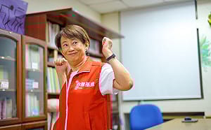 韓國瑜出聲挺波特王 成令方：只敢罵廠商、不敢談中共