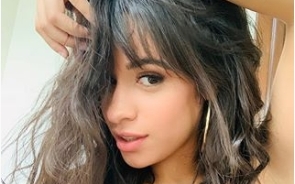 黑歷史遭起底 人氣歌手卡蜜拉為歧視言論道歉