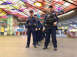 擔心1221高雄2場大遊行火車對撞  李四川明早坐鎮應變處理中心