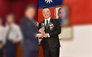 警廣知名主持人阿國 涉持安毒被捕