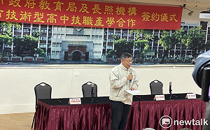 沼田幹夫估蔡韓差5% 柯：蔡贏沒想像多 綠可能國會不過半