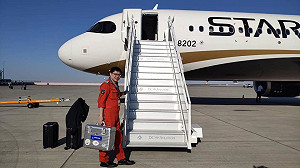 星宇航空二號機抵台！張國煒：未來盡量親駕回台