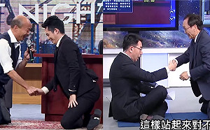 高度還原夜夜秀！劉寶傑變博恩  跟吳子嘉一起「用膝蓋走路」