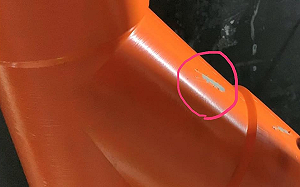 北市百萬預算國宅維修標案  驚爆廠商「造假」 黃國昌怒批：把納稅人當盤子