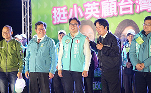 賴清德助講黃世杰 籲支持者用選票守護台灣