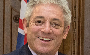 疑遭強生報復 英前下議院議長辭職後未獲授勳