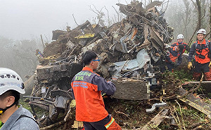 黑鷹失事》殘骸成廢鐵 連求救時間都沒有...  前空軍教官揭內幕