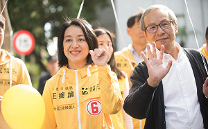 王婉諭辦親子泡泡趴  吳念真現身力挺：我支持媽媽參政