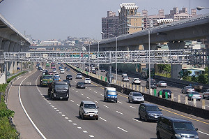 春節國5壅塞難避免  高公局預估：南港至蘇澳車程恐增至2小時