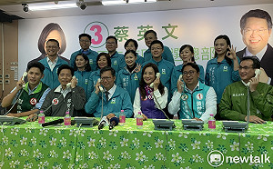 率候選人親自打電話催票　鄭文燦：每一張選票都要出來投