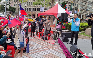 國民黨中央開票現場 支持者4點一到先吶喊