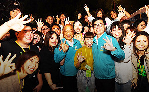 春節將至 蘇揆：相關部會首長應以「假日門市」概念因應