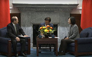 (影) 日本交流會長賀連任  蔡英文：台灣人展現捍衛主權決心