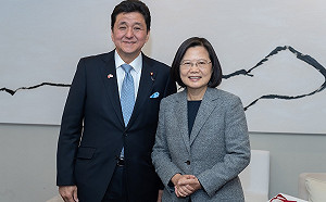 岸信夫賀蔡英文完全勝利：首任政績廣受人民支持