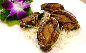 新北市府報好康 「貢寮鮑」年節送禮作暖湯