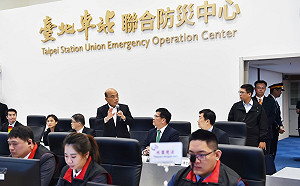 蘇揆過年前到台鐵視察「發紅包」 生活津貼案預計2月實施