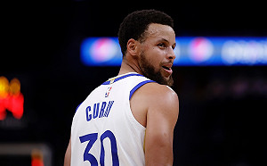 NBA/要是能重來 柯瑞大爆料:其實我想去尼克隊(影)