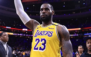 超越布萊恩 詹姆斯生涯得分躍居NBA得分榜第3