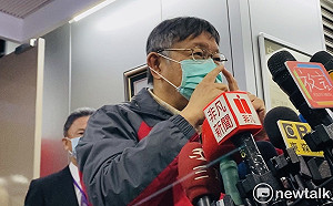 蘇揆禁口罩出口遭藝人痛罵 柯:敵人是武漢肺炎 勿同胞製造混亂