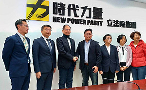 游錫堃拜會拉票爭立院龍頭  時力拋國會改革未當場允諾