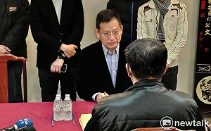 代表郝龍斌領表 吳育昇:江啟臣也48、9歲了