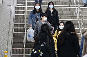 防武漢肺炎!「寒假延長兩周及照顧假」家長第一反應曝光