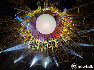 台灣燈會搶先看  史上首見遊客可進入主燈「森生守護-光之樹」