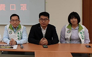 批韓市府處在平行宇宙  綠議員:別讓韓國瑜變成高雄防疫最大漏洞