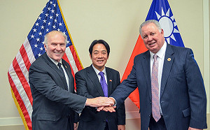 賴清德訪美  眾議員PO合照秀美台國旗象徵齊心合作