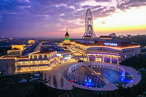 疫情當前人潮卻不減  台灣燈會讓麗寶渡假區大受惠