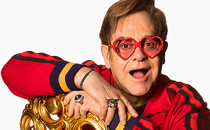 艾爾頓強染非典型肺炎失聲 中斷演唱會流淚道歉