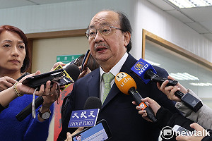 柯建銘：盼排除1個月協商期 3月初通過防疫條例與6百億預算