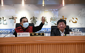 侯友宜當面建議防疫一級開設 陳時中：中央照既定步驟