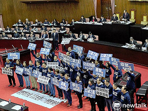 國民黨團發難問「口罩之亂何時了？」 蘇貞昌沒理會